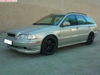 Volvo v40 t4