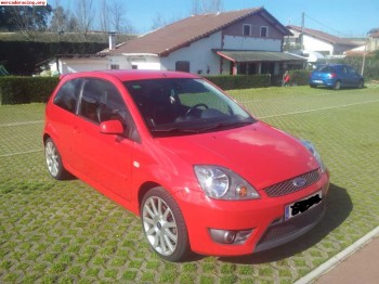 Ford fiesta st 2.0 16v 150 cv 4500€