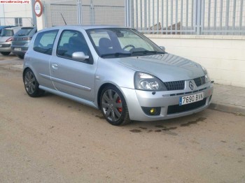 Se vende o cambia clio sport 172cv