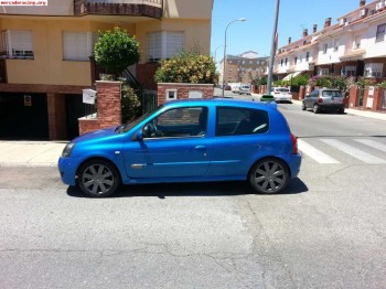 Vendo renault clio sport f1 team 2. 0 16v 182cv perfecto est