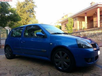 Vendo renault clio sport f1 team 2. 0 16v 182cv perfecto est