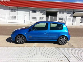 Vendo renault clio sport f1 team 2. 0 16v 182cv perfecto est