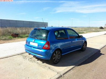 Vendo renault clio sport f1 team 2. 0 16v 182cv perfecto est