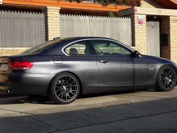 Bmw 335    335i