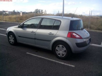 Megane 1.9dci 2004/ 3100€