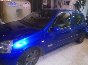 Renault clio sport 182