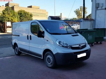 Vendo opel vivaro 2.0 cdti 115cv 2012 105mil kms impecable