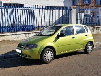Vendo daewoo kalos 1.4 se 5p 2004 109mil kms giugiaro