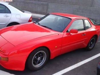 Porsche 944
