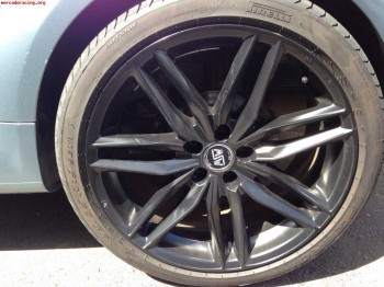 Vendo llantas de audi en 18 oz racing con neumáticos pirelli
