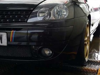 Clio negro