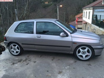 Se vende clio16v