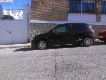 Renault - clio 1.4 16v 98 cv