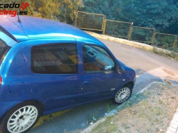 Renault clio sport ragnotti
