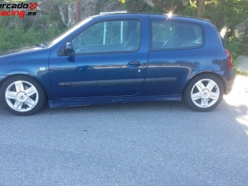 Se vende renault clio 1.6 16v