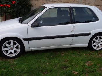 Saxo vts  1600€