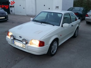 Ford escort rs turbo 