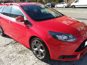[se vende] ford focus st sportbreak 250cv 05/2013