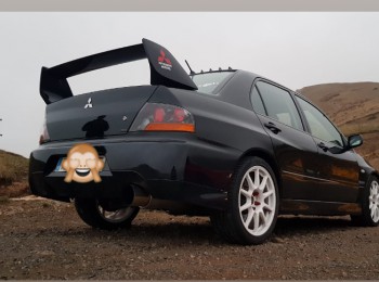 Mitsubishi lancer evolution 9