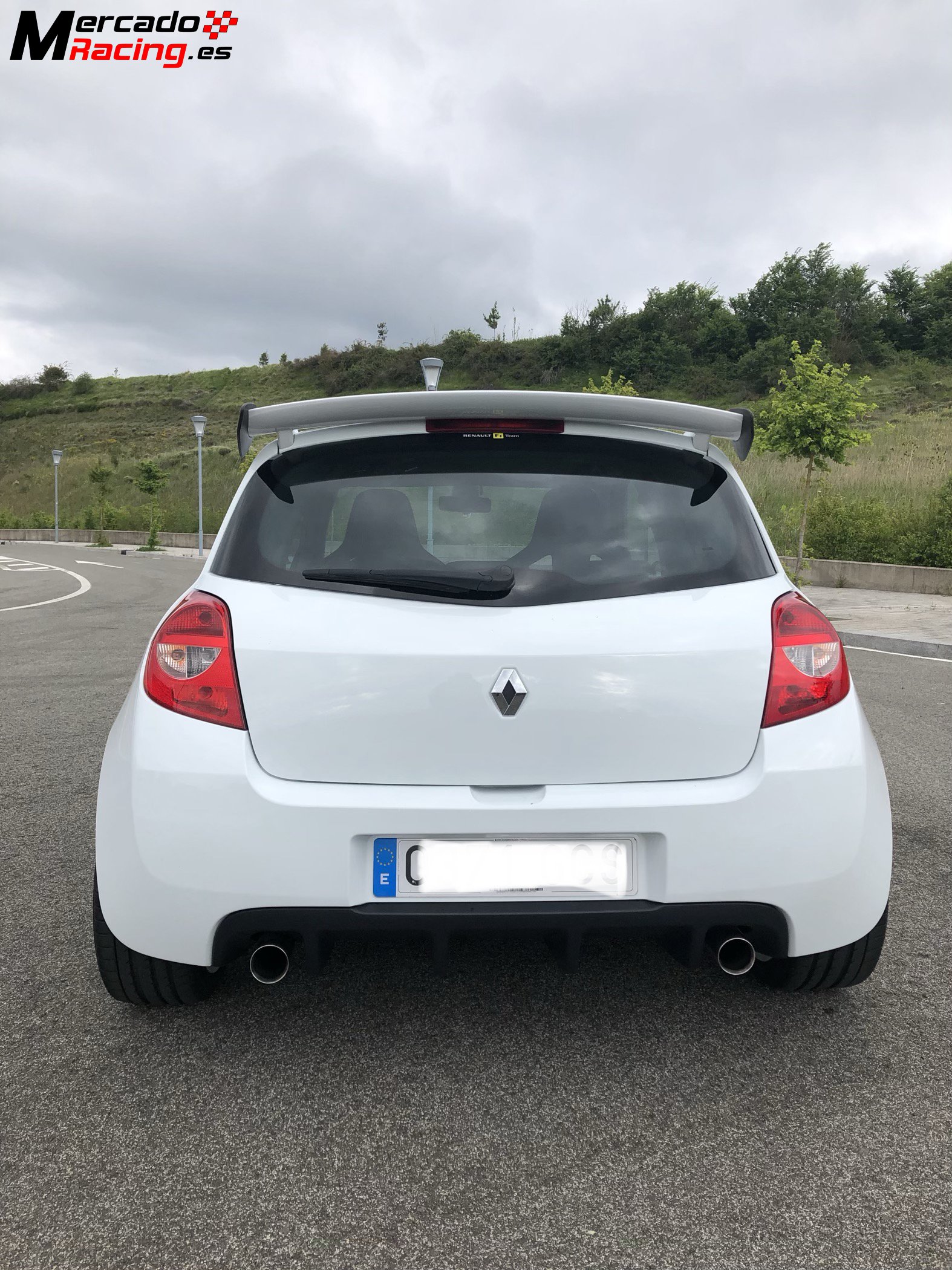 Clio Sport F1 Team R27