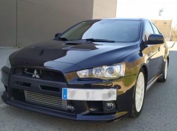 Mitsubishi lancer evolution x mr sst