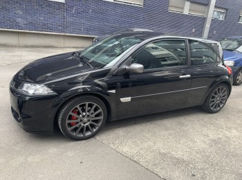 Se cambia megane sport r26