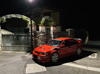 Lancer evolution vi  hecho de arriba a abajo