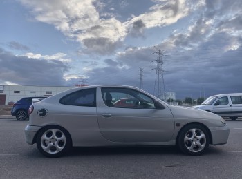 Se vende renault megane coupe 1 fase 2 1.4 16v 