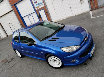 Peugeot 206 gti-rc 122.00km