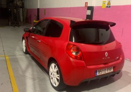 Renault clio sport 200cv.