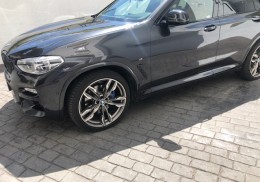 Bmw x4 40 mi