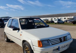 Peugeot 205 rallye 