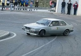 Se vender maserati biturbo 