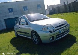 Renault clio sport 