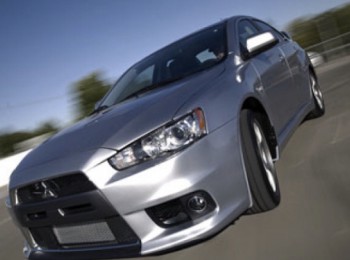 Compro mitsubishi evo x con averia motor o golpe