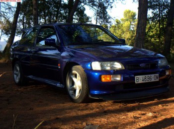 Compro ford escort cosworth