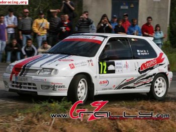 Se vende o cambia saxo grupo a