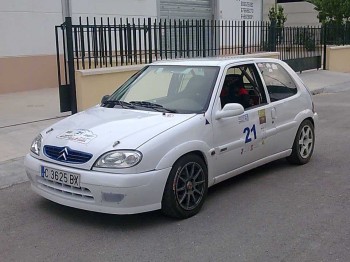 Saxo trofeo con motor nuevo