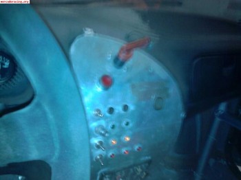 Se vende o se cambia ax de autocross por clio de autocross!!