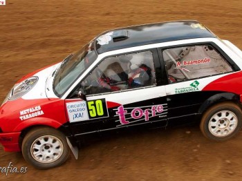 Se vende carroceria de ax con barras antivuelco procedente d