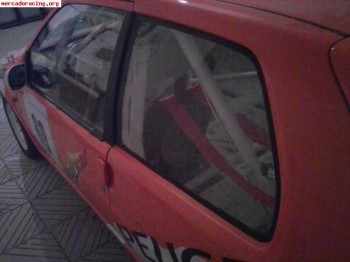 Cristales laterales de metacrilato para saxo peugeot 106