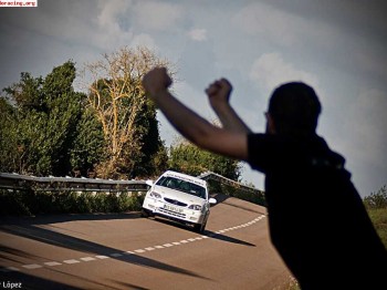 Se vende citroën saxo 16v 