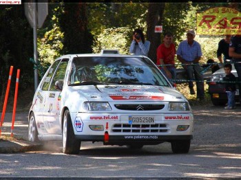 Saxo 8v 5000€ negociables, no cambios.