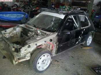 Se vende carrocería de saxo 16v documentada