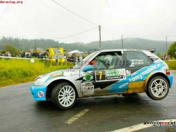 Se vende saxo kit car