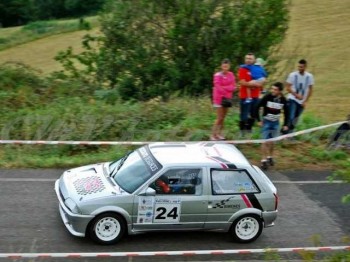 Carroceria con itv de rally ax 