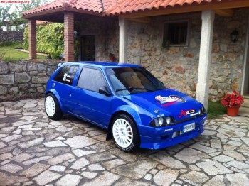 Se vende ax maxi f2000