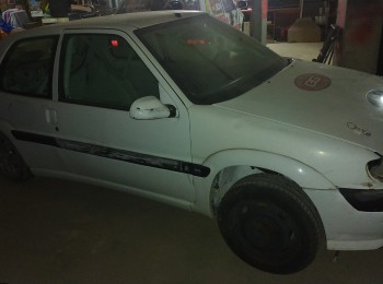 Citroen saxo vts 1.6 documentado 182cv