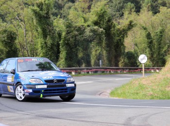 Se vende citroen saxo vts grupo a (homologado para rallys).