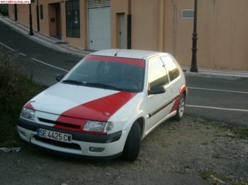 Se vende saxo para autocross.o asfalto